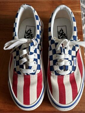Patriotic Vans Classic Sneakers women’s 6
